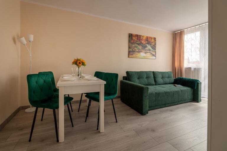 Apartament Szmaragdowy - Ferienwohnung Bad Kudowa