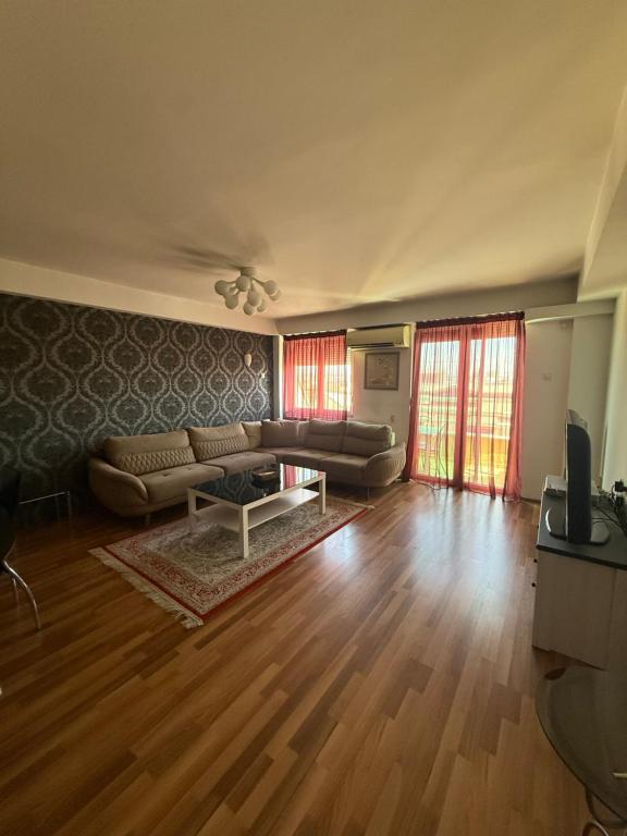 Barny Apartment - B&B Skopje