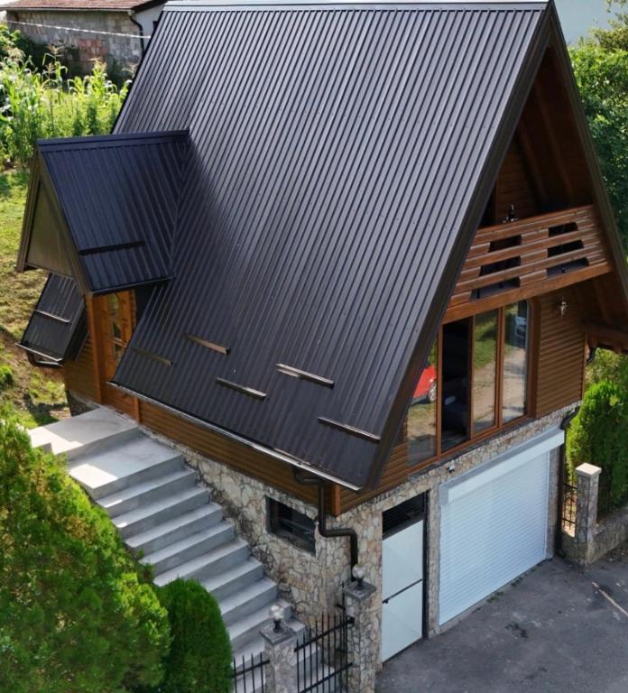 Brvnare Sadba - B&B Džindići