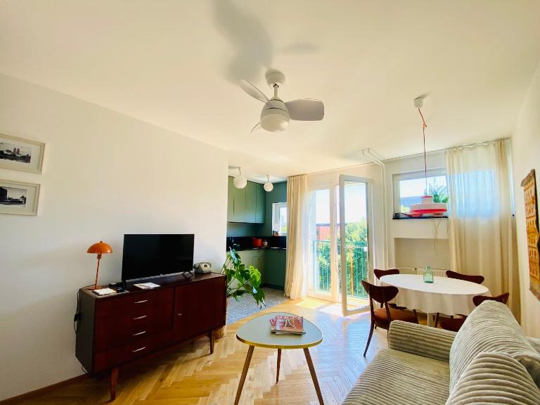 Orange and Towers Apartment - B&B Breslavia
