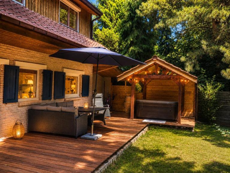 Charming house in the woods with private wellness - B&B Schilde