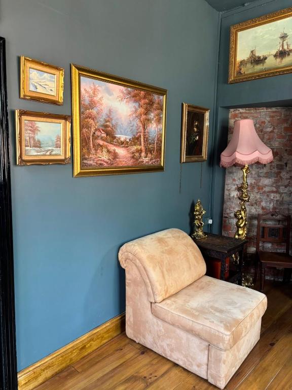Unique Experience Central Location with parking - Chambres d'hôtes Kingston-upon-Hull