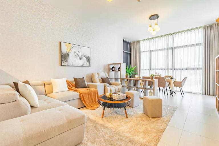 Amazing 1BR Canal View Raha Beach - Bed and Breakfast Abu Dhabi