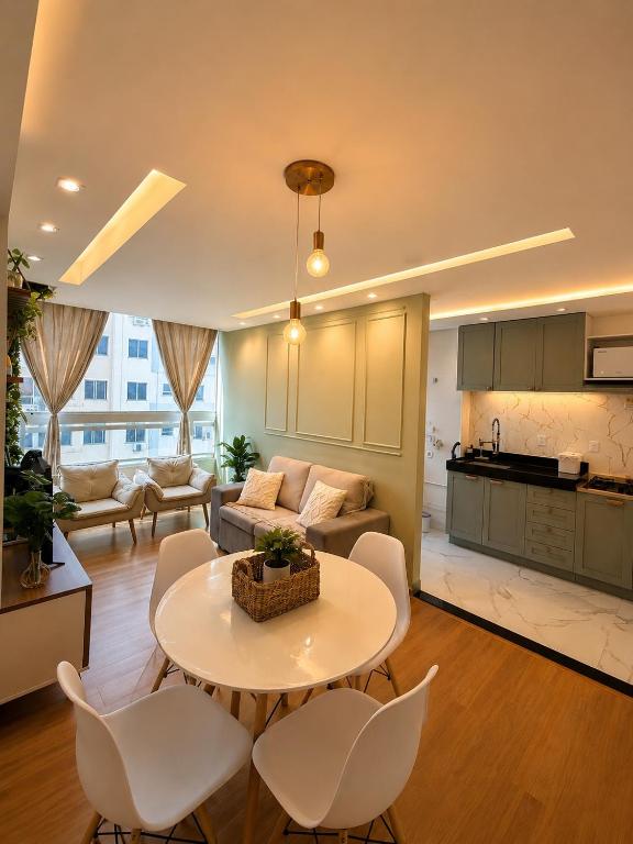 Apartamento novo, excelente localização, 7 min da praia - Chambres d'hôtes São Luís