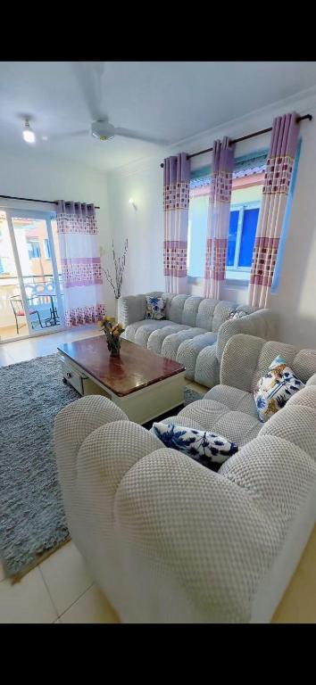Mtwapa Luxury Apartments by PLACIDITY HOME SUITES - B&B Mombasa