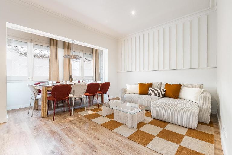 Elegant Stay at Sagrada Familia - Mallorca Street - Ferienwohnung Barcelona