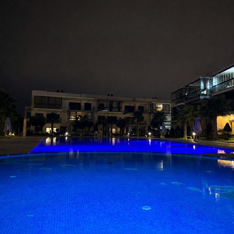Tamaris Park Cozy apartment, pool and garage - B&B Zawyat an Nwaçer