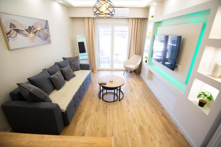 ALStays City Center Apartment No1 - Bed and Breakfast Kateríni