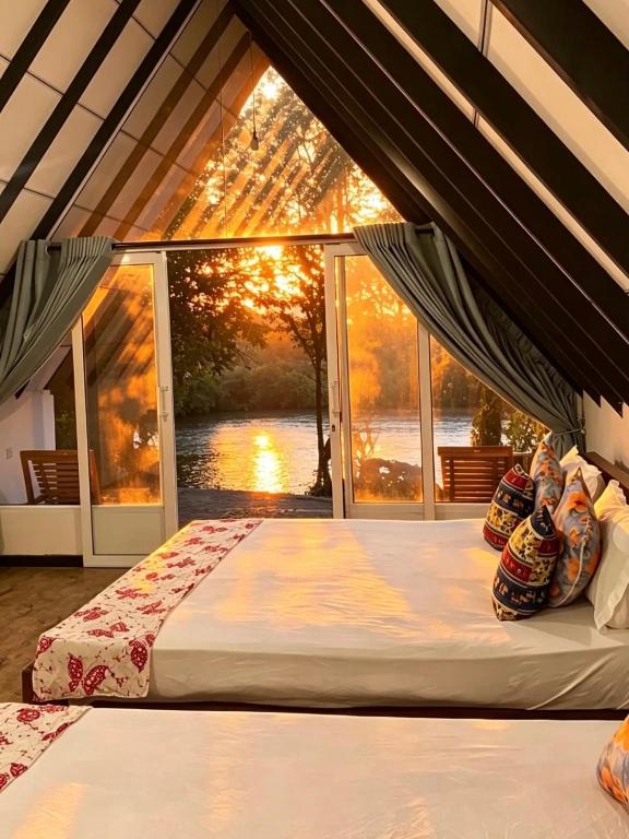 River paradise safari house - cooking class available - Bed and Breakfast Udawalawa