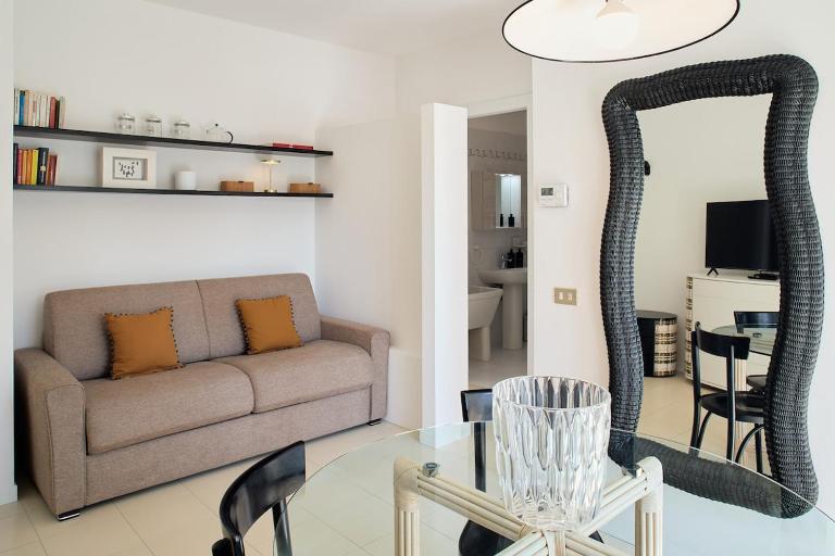 Villa Marina Lifestyle, Seafront with parking - B&B Fano