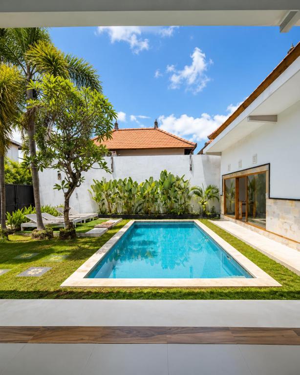 Sol Bella Villa 3 - B&B Seminyak