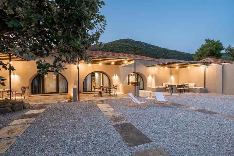 Nest On The Beach Sky Residence - B&B Malaki