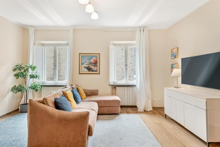 Santa Croce Penthouse, 2 Bedrooms with a View of the Basilica - B&B Florencia