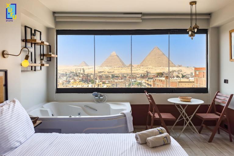 Jacuzzi Studio By The Historic Pyramids Apt4 - Ferienwohnung Kairo
