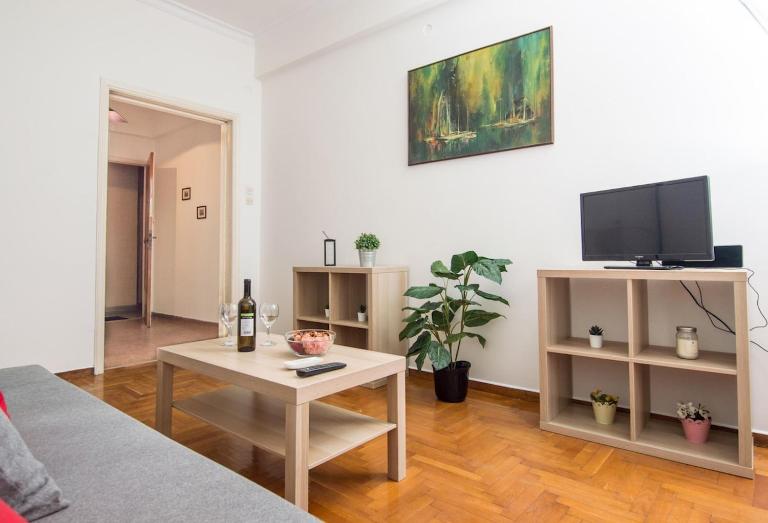 Sunny 1bd apartment just 1minute to Acropolis - B&B Atene