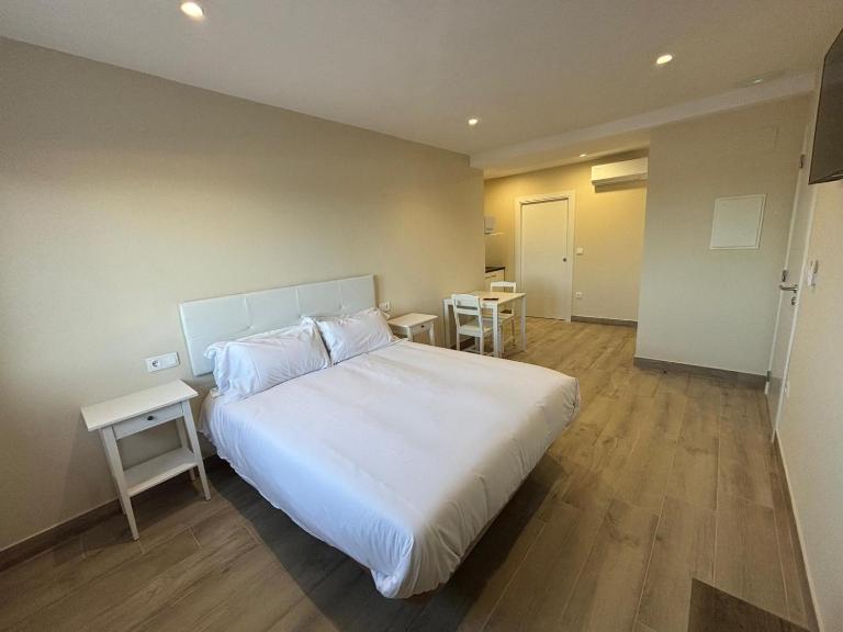 PLAYACRUz 2 - B&B Mugia