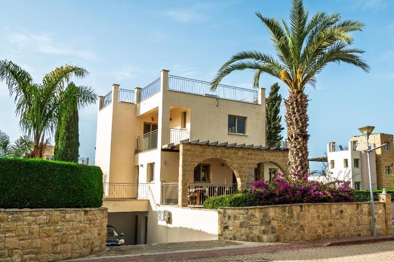 Leda Beach Villa - B&B Polis