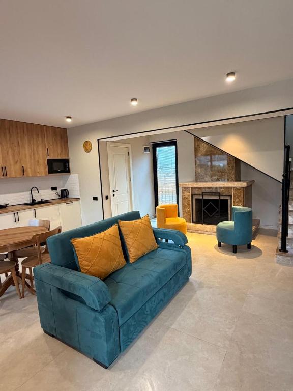Chanko's Cottages - Bed and Breakfast Tsemi