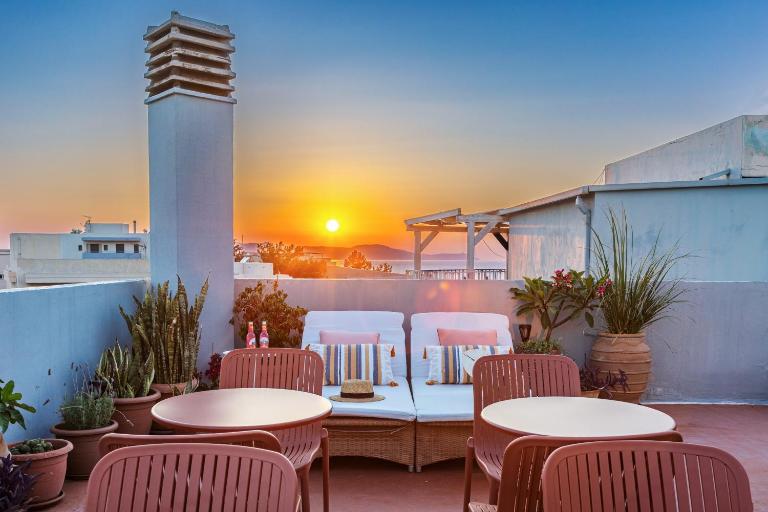 Chania Locals Flat - Bed and Breakfast Chania