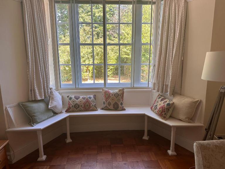 Fossils, Beaches and Cosy nights at Langmoor Manor - B&B Charmouth