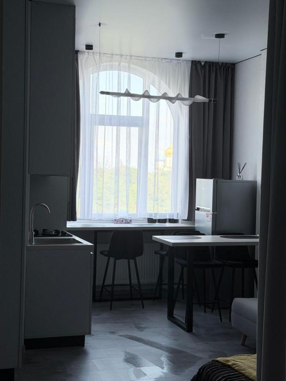 Avinion Azure - Ferienwohnung Odessa
