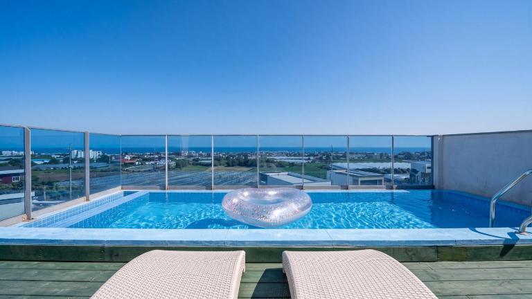 Seogwipo Dawa Pool Villa Pension - B&B Seogwipo