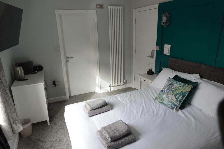 Coastal Retreat - 1 Bed Apartment - B&B Southport