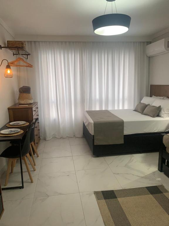 Studio no Gonzaga em frente à praia - Garagem, Ar condicionado, WI-FI - Ferienwohnung Santos