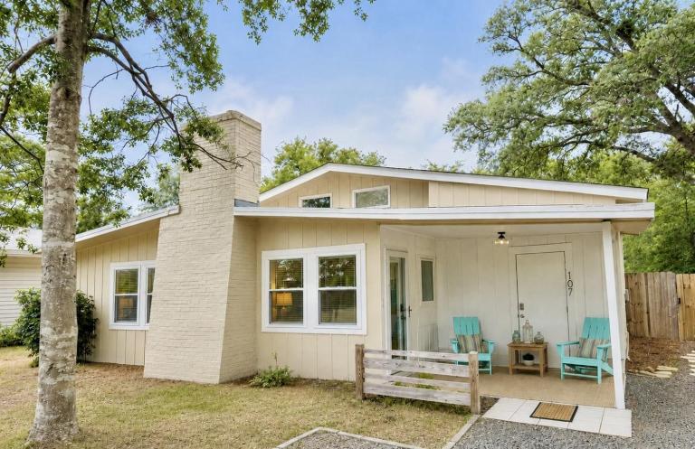 Good Vibes Beach Bungalow 5 Min Walk to Beach - Ferienwohnung Oak Island