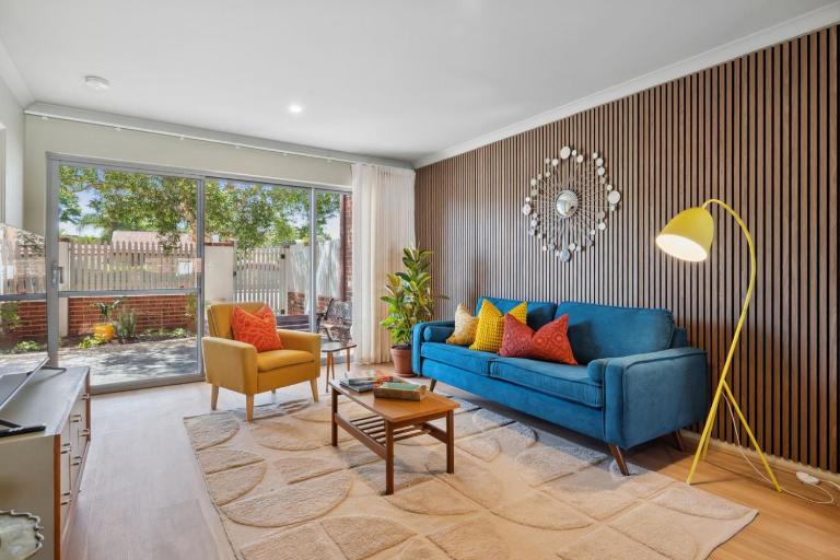 Designer Stay with Courtyard Bassendean near Swan Valley - B&B Perth