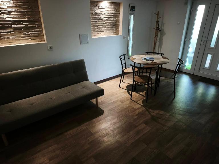 Lili Apartman - B&B Csopak