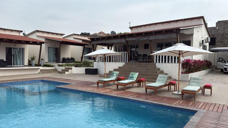 Marbella Suites Bilene - B&B Ubomo