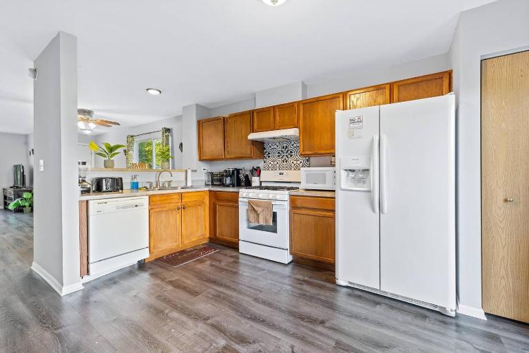 Quiet area/Petfriendly/Wi-fi/5 beds/1.5 bath - B&B Montgomery