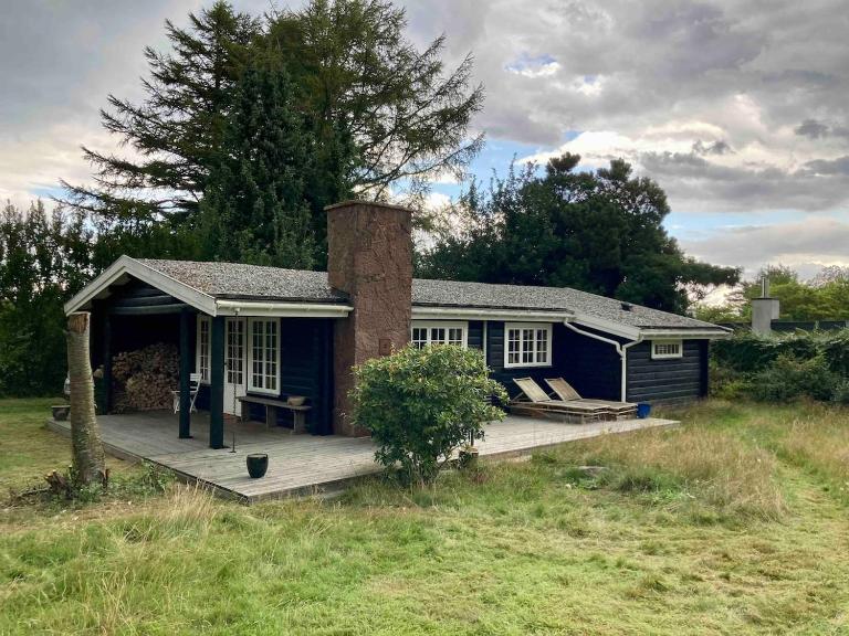 Cozy and authentic log house - B&B Dronningmølle