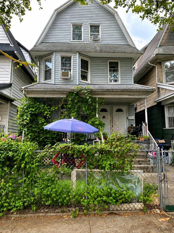 Classical American House 4 - B&B Brooklyn