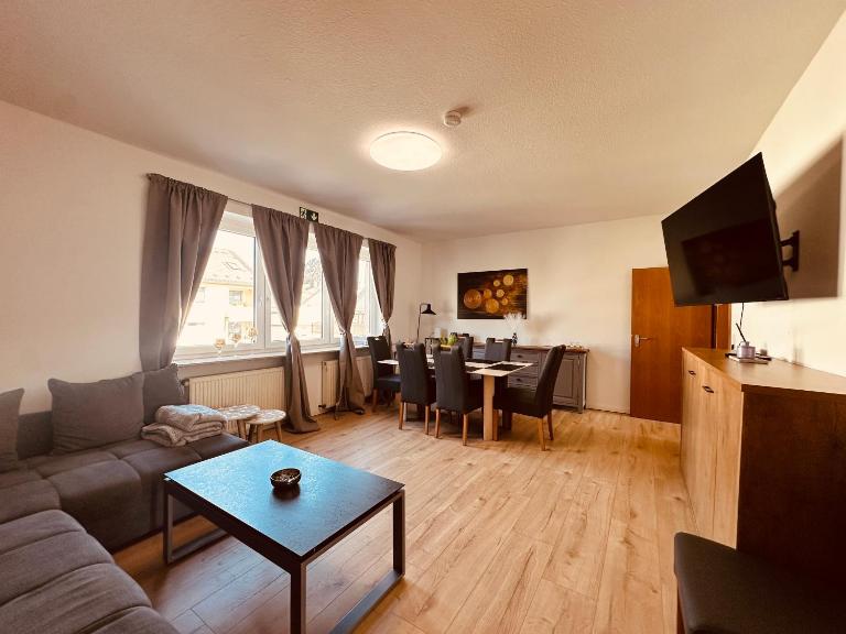 Zur schönen Aussicht I 100 I Gruppen I 12 Gäste - B&B Castrop-Rauxel