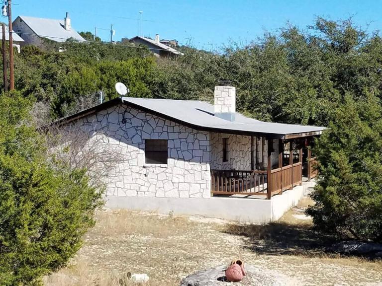 Cherokee Oaks - Frio River Haven - B&B Concan