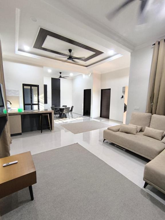 Qawiy Homestay, near IPG KDRI, MRSM KT, UMT, UNISZA,HOSZA - B&B Kuala Terengganu