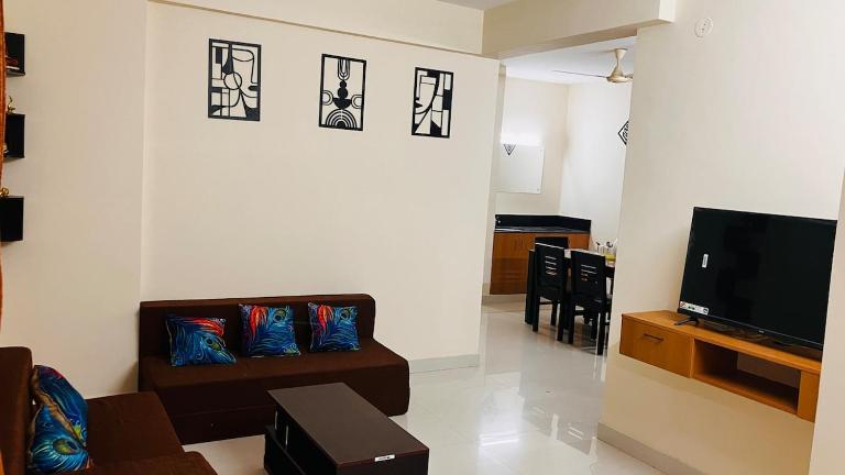 Furnished 3 bedroom flat near lulu mall and KIMS - Ferienwohnung Thiruvananthapuram