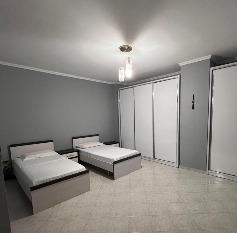 Bela's Apartment - B&B Tirana