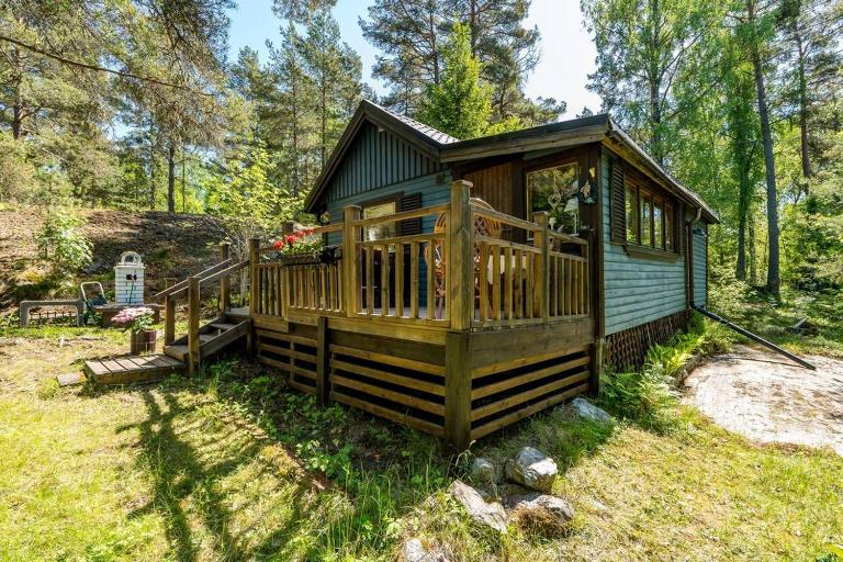 Summer cottage by a peaceful lake - B&B Örebro