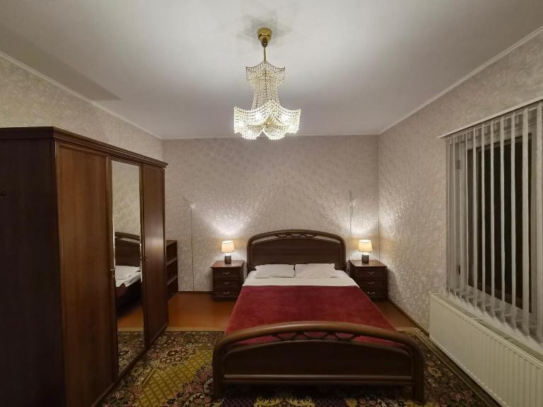 ENI Room - Ferienwohnung Odessa