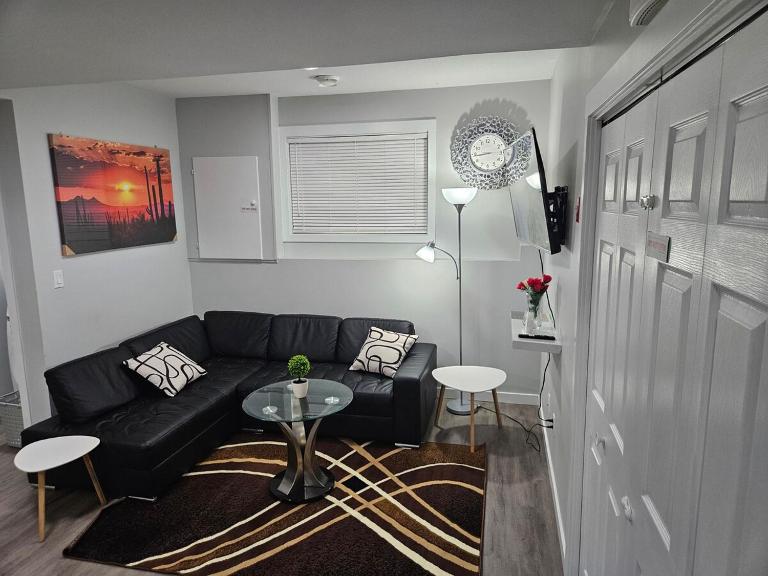 Emoji Haven - B&B Saskatoon