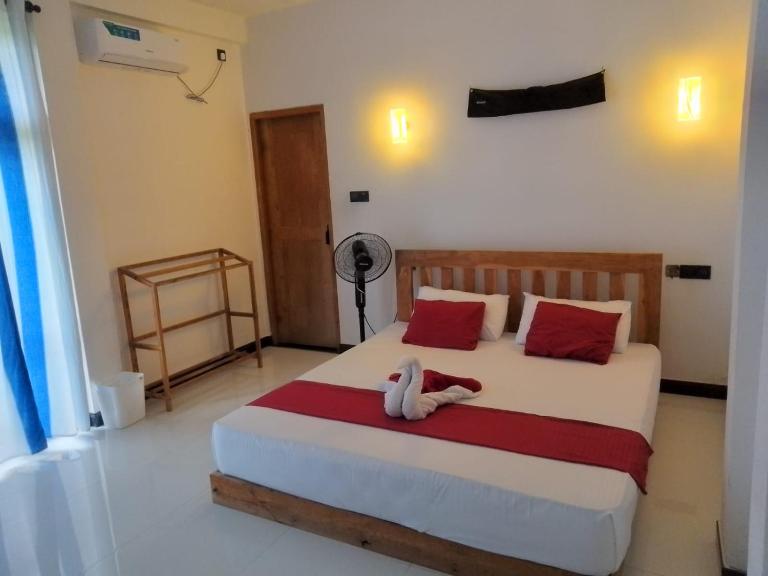 Song Bird Home stay-Tangalle - B&B Kanattegoda