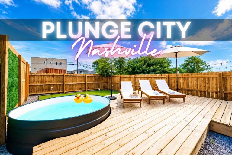 Luxe Pool Hot Tub & Game Room Downtown Nashville - Bed and Breakfast Nashville