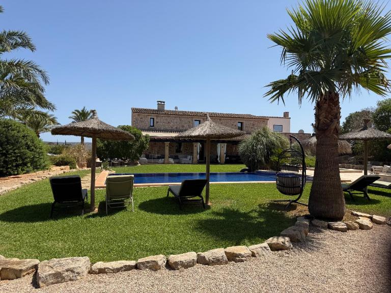 Mallorca Finca Gallo Negro Santanyi Campos - B&B Campos