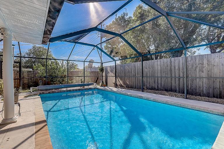 Serenity Pool Home near Siesta Key - B&B Sarasota