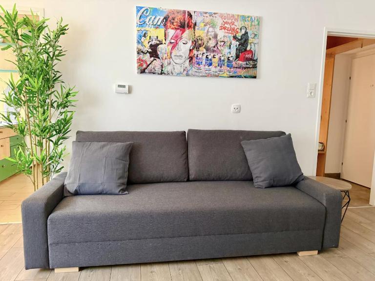 Stylish Apartment near Airport & Train - B&B Schwechat