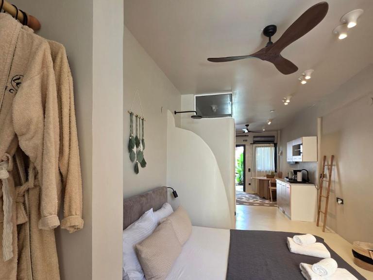Vaios Luxury Apartments - Chambres d'hôtes Políkhronon