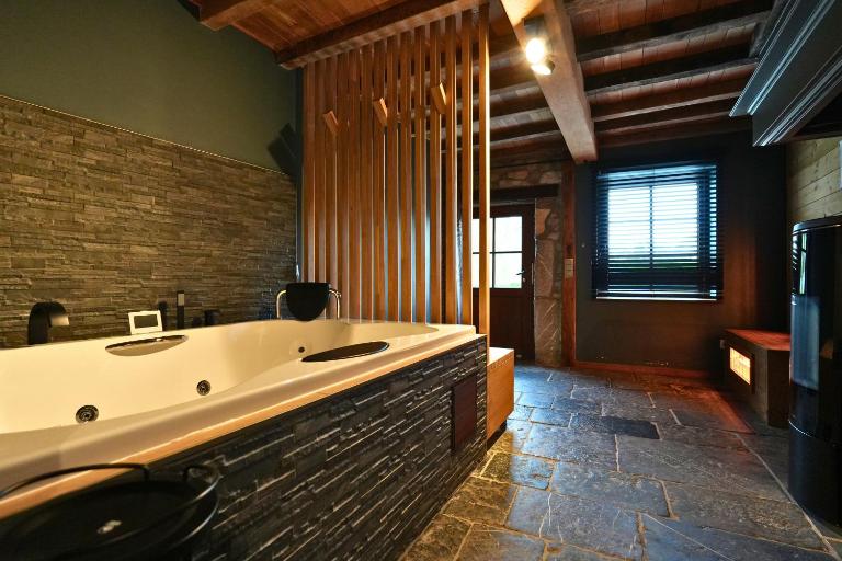La Maison d'Aurore - gîte Wellness pour 4 personnes - bain bulles - sauna - Couvin - by La Conciergerie - Chambres d'hôtes Couvin